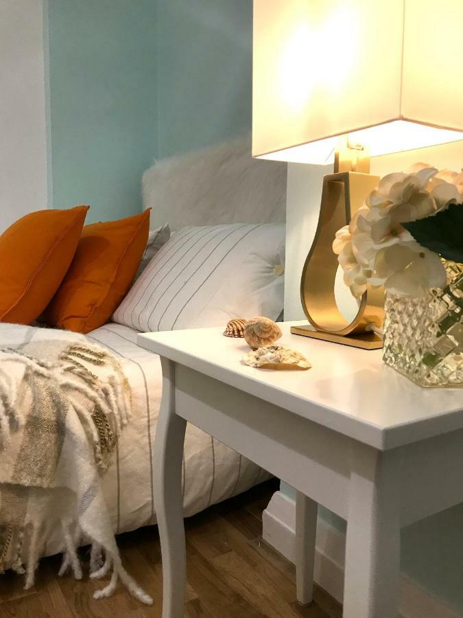 Modern Boutique Studio Apartment Борнмът Екстериор снимка