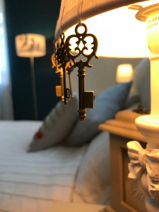 Modern Boutique Studio Apartment Борнмът Екстериор снимка